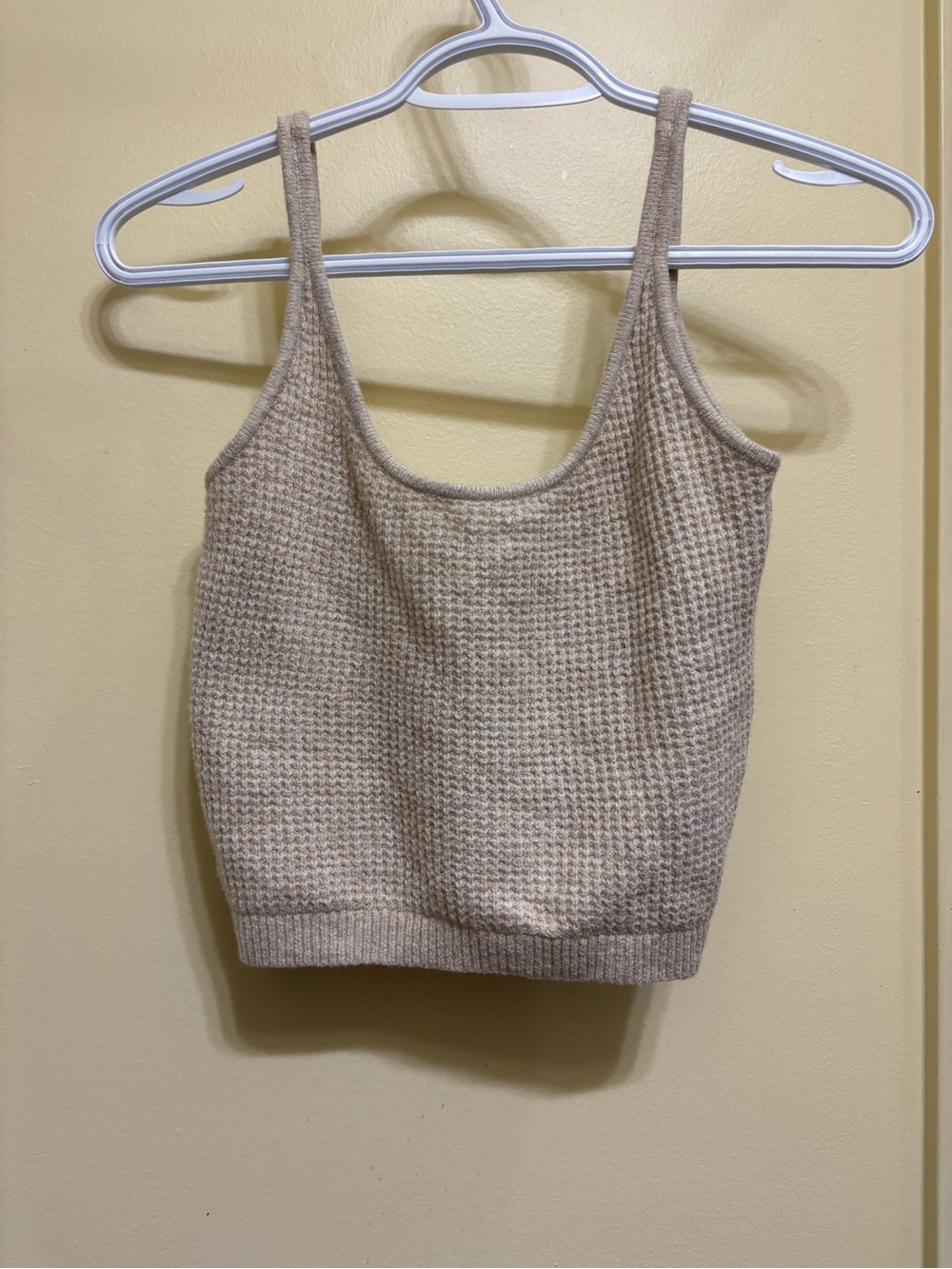 Old Navy Beige Waffle-Knit Scoop Neck Tank